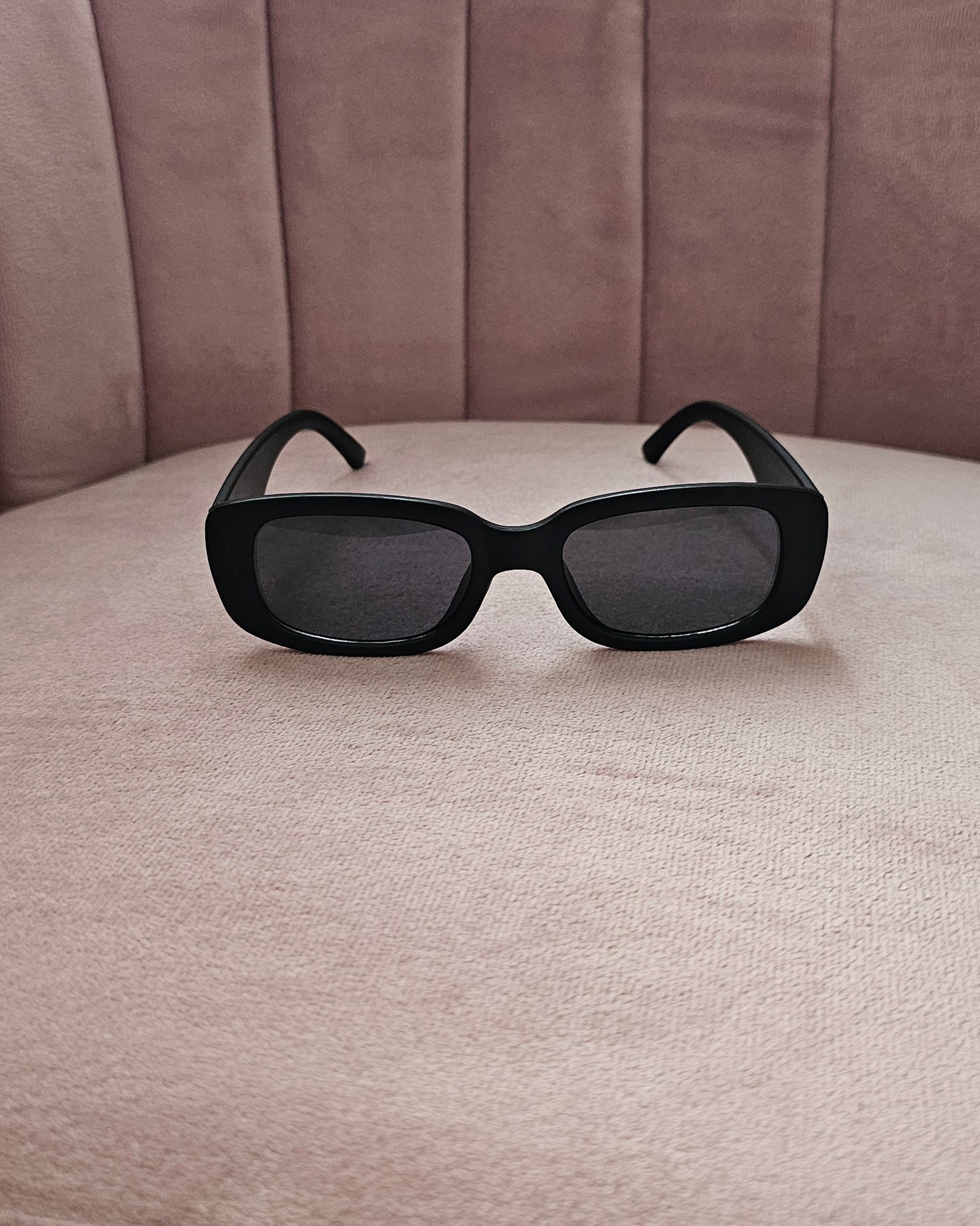 Black Sunnies